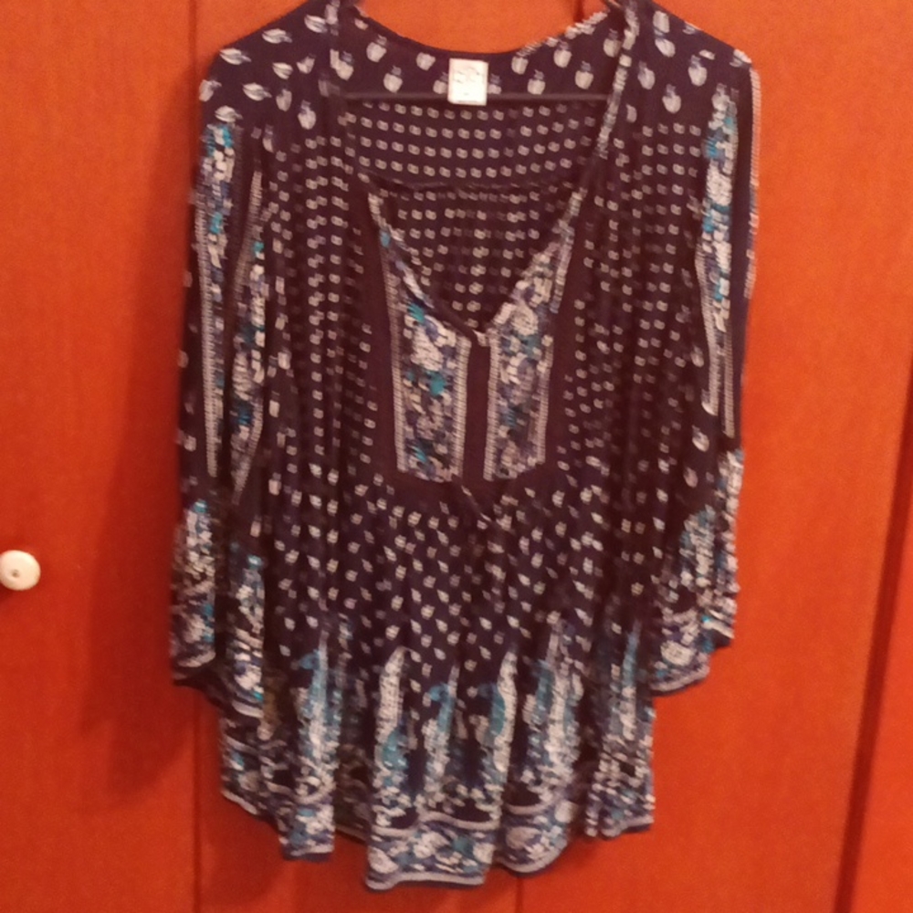 Bila Tunic
